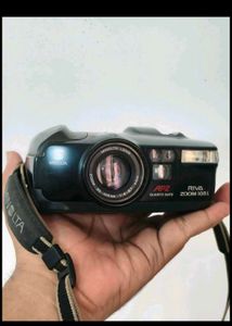 Minolta Riva Zoom 105i Quartz Date Camera