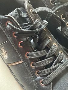 Black Casual Lace-Up Shoes