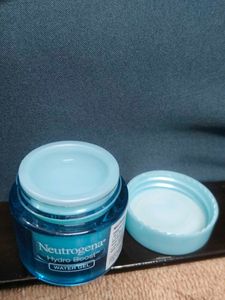 {UNUSED}Neutrogena Hydro Boost Water Gel