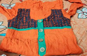 Kurtas / Kurtis