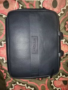 Tommy Hilfiger Black Leather Crossbody Bag