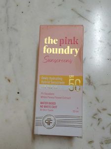 The Pink Foundry Dewy  Sunscreen