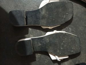 White Chain Detail Flat Sandals