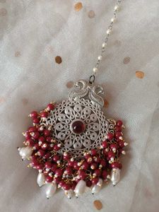 Exquisite Maang Tikka with Red Beads