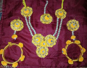 Haldi Ki Jewellery Set