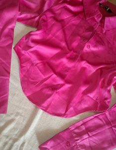 Pink Satin Cropped Shirt🌸🌷🍭💗🩰💗🦄