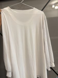 Elegant White Long Sleeve Top