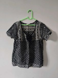 Cozy Striped V-Neck Top✨- S/ M  size