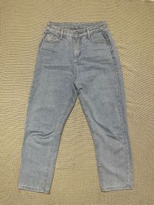 Light Wash Straight Jeans