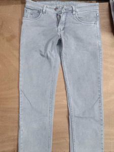 Light Wash Denim Jeans