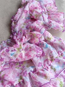 Floral Print Ruffled Crop Top