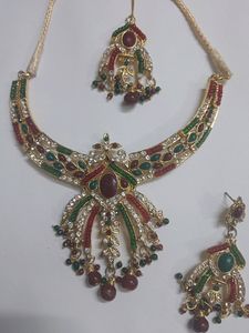 te Two Multi Colour Necklace With Maang Tikka Comb