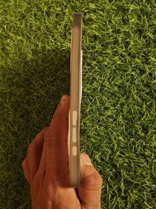 iPhone 13 Pro Case free lighting cable