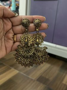 Exquisite Peacock Design Earrings
