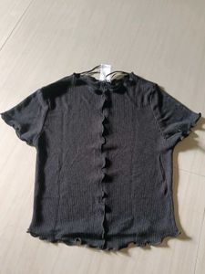 Ribbed Lettuce Trim Button-Up Top