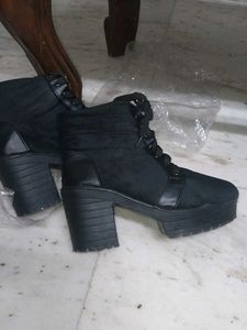Black Heeled Boots