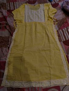chickenkari Yellow Embroidered Kurta