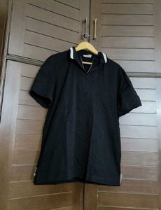 Calvin Klein Men Black Cotton Collar Zip Tshirt