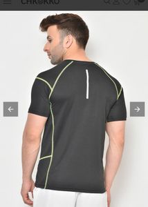 Men’s gym T-shirt