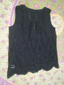Chic Black Eyelet Sleeveless Top