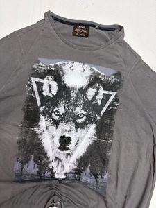 Men's Wolf Graphic T-Shirt