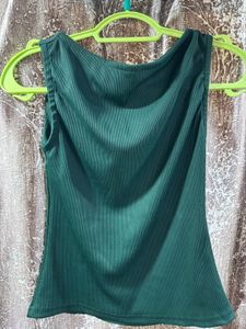 Ribbed Sleeveless Boat Neck Top