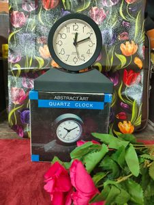 Vintage Abstract Art Quartz Clock