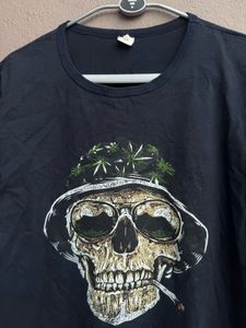 Cool Skull Graphic T-Shirt