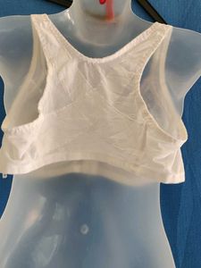 White Lace Front-Closure Bra