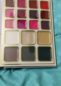 Eyeshadow Book