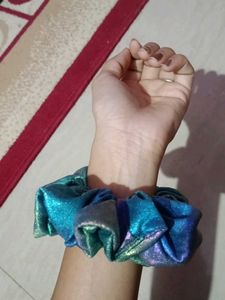 Sparkly Ombre Scrunchie 🎀🫶🏻