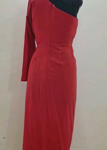 Elegant Red One-Shoulder Wrap Dress