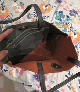Stylish Two-Tone Tote Bag
