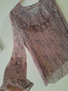 Chic Ruffled Floral Blouse