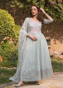 "Elegant Pastel Green Embroidered Naira Suit Set