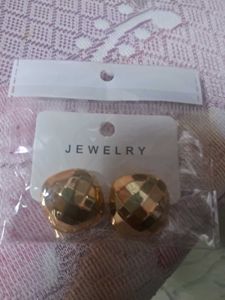 Chunky Gold Textured Earrings 1