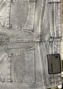 Light Wash Denim Jeans