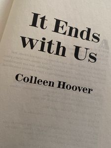 It Ends With Us by Colleen Hoover