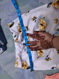 Cute Girls' Top &amp; Floral Pants Set for 4-6 years
