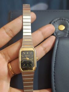 Vintage Omax Dual-Tone Quartz Watch