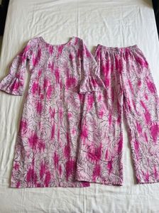 Chic Pink &amp; White Floral Print Kurta and Palazzo S