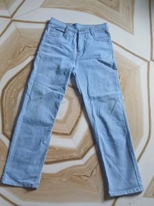 a blue wide leg pants