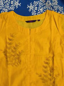 A Pretty Kurta With Floral Print