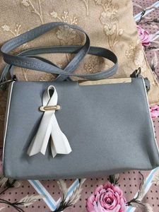 🎀 Chic &amp; Cute Sling Bag 👜