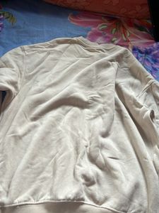 Comfortable Beige Sweatshirt