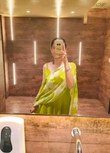 Beautiful Floral Print Saree