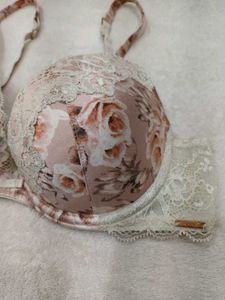 Floral Lace Push-Up Bra