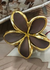 Elegant korean hair claw/ clutcher set