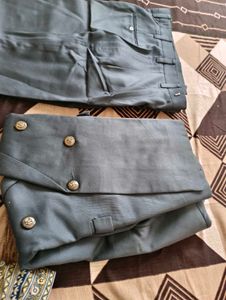 offer Men's Suit blazer and Trousers