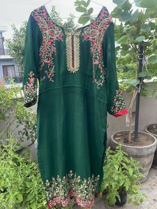 Embroidered Green Kurta